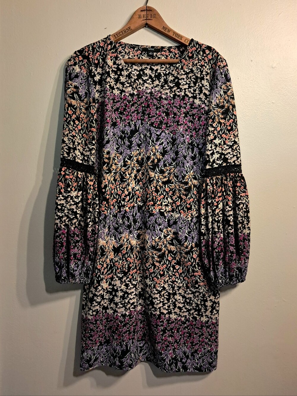 MSK Floral Long-Sleeve Shift Dress in Black and Purple